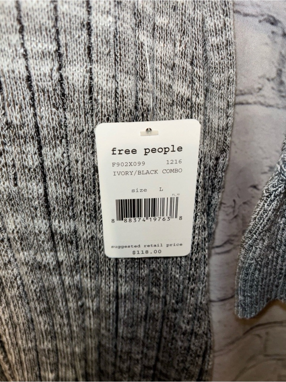 Free People Shadow Stripe Pocket Long Cardigan Size L. V Neck Boho Beachy NWT - Picture 3 of 6